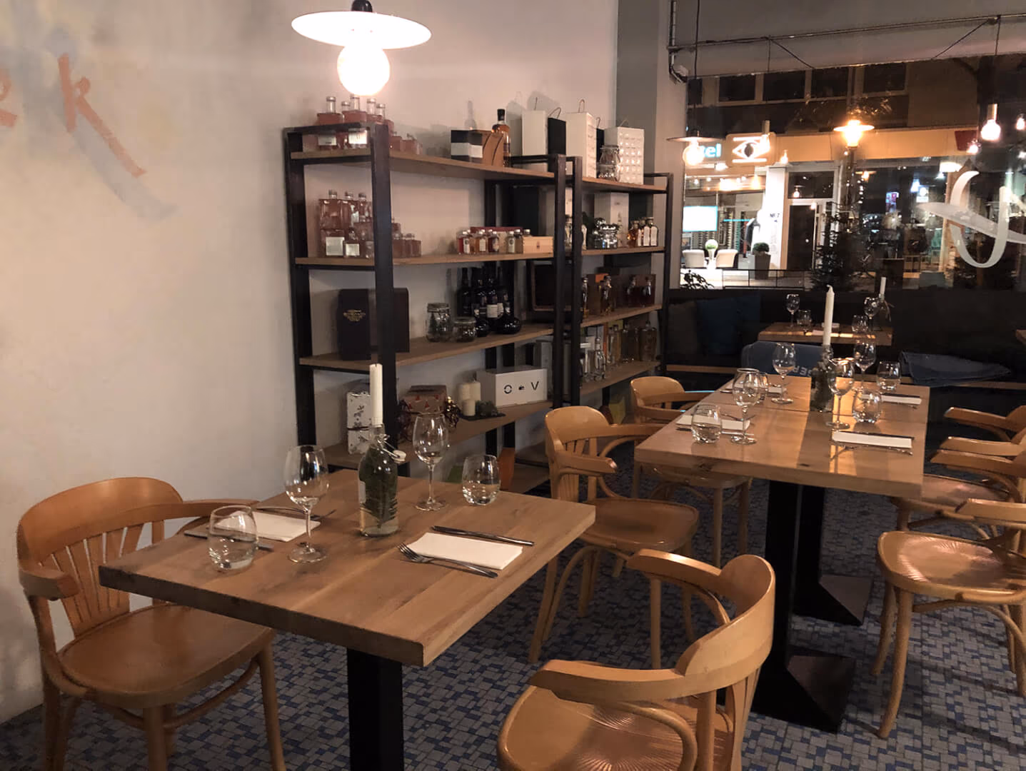 Bareinrichtung Gastroeinrichtung Objekt — Gastro- & Bistrotische von BRETTArt Hamburg