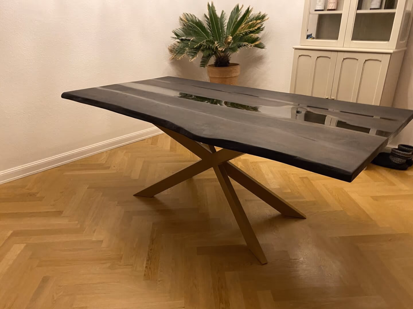 BRETTArt Rivertable Anthrazit Herringbone — Rivertable von BRETTArt Hamburg