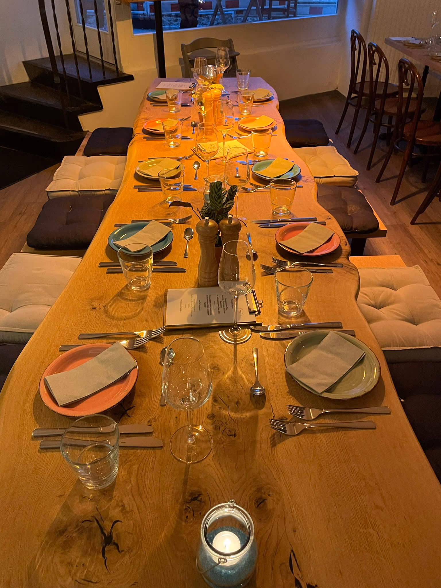 Gastro- & Bistrotische — Referenz 09 — Gastro- & Bistrotische von BRETTArt Hamburg