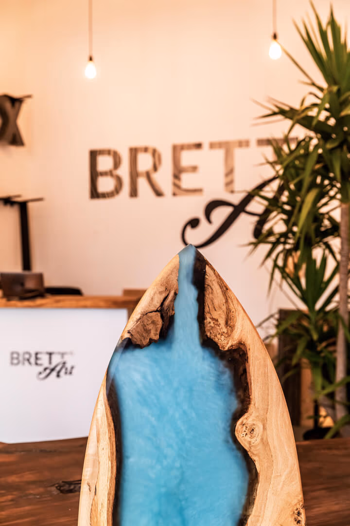 Epoxid Beistelltisch Massivholz — Couch- & Loungetische von BRETTArt Hamburg