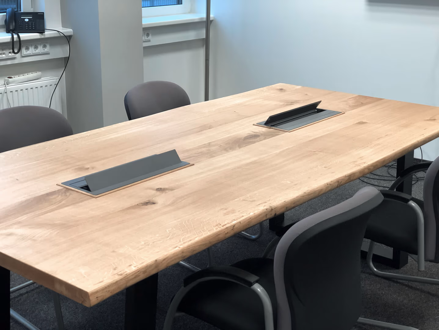 Holzmoebel Buero Konferenztisch — Konferenztisch von BRETTArt Hamburg