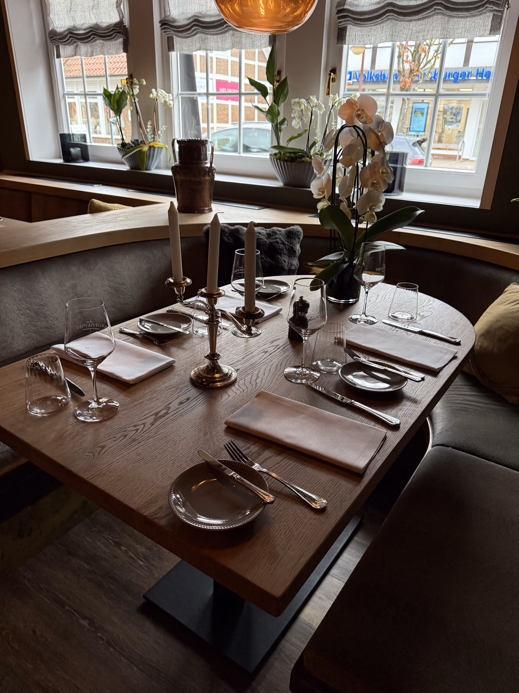 Gastro- & Bistrotische — Referenz 13 — Gastro- & Bistrotische von BRETTArt Hamburg