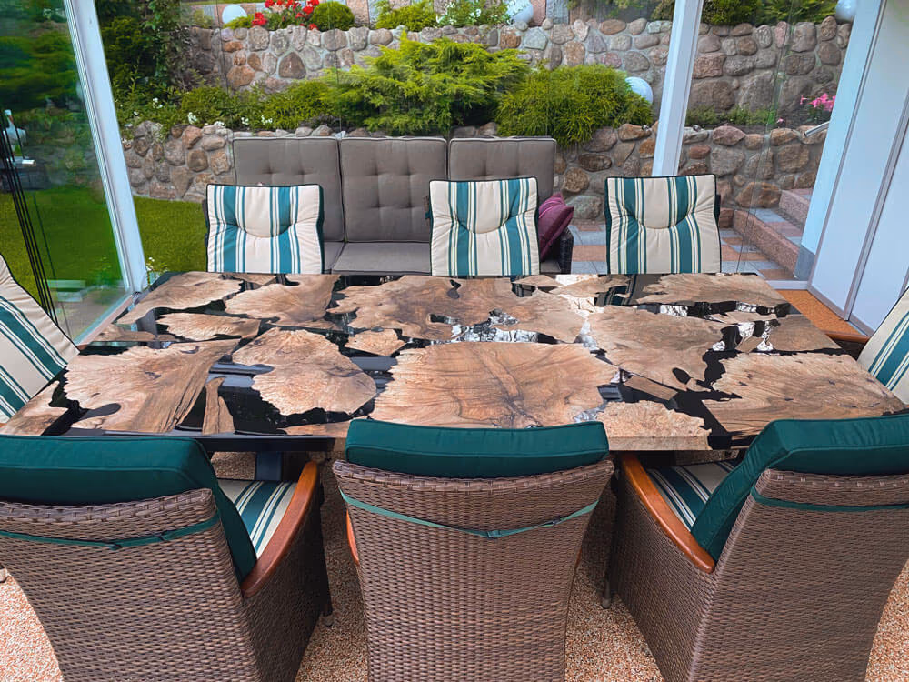 Rivertable Epoxy Massivholz Tisch — Garten- & Terrassentische von BRETTArt Hamburg